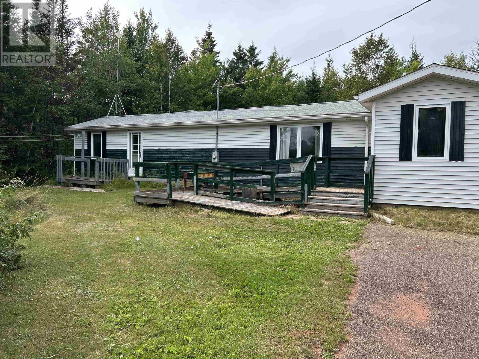 2388 Center Line Rd, St. Lawrence, PE C0B 1K0