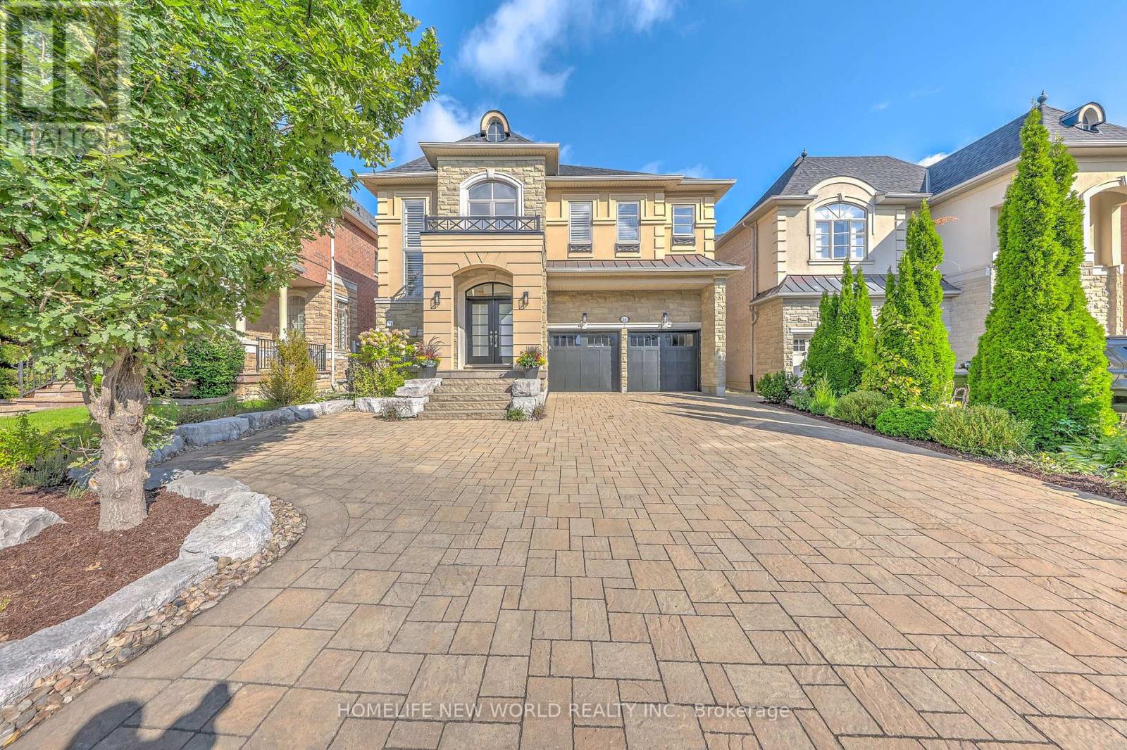 16 Randolph Dr, Vaughan, ON L6A 0W1