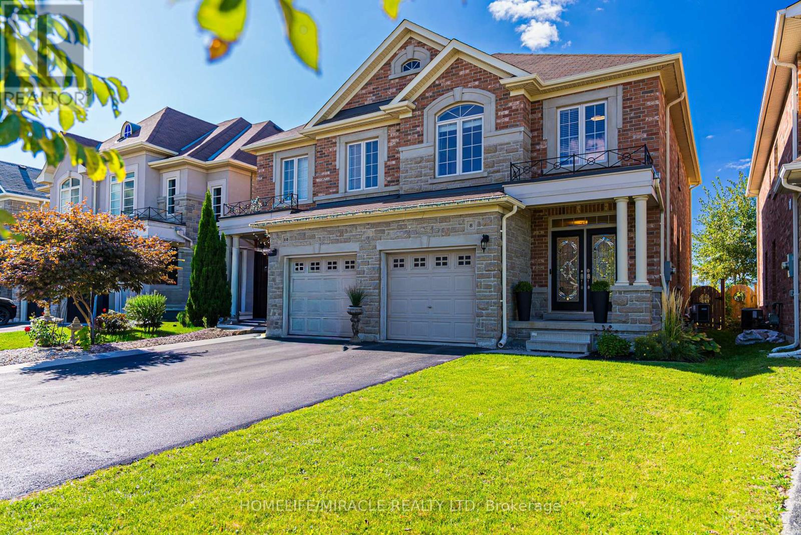 8 Summerberry Way, Hamilton, ON L9B 1A2