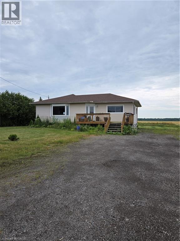 9382 Silver St, West Lincoln, ON L0R 1E0