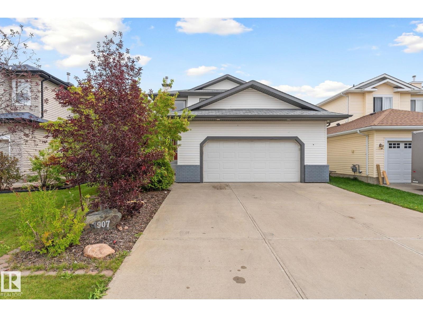 96 St Unit 7907, Morinville, AB T8R 1W1