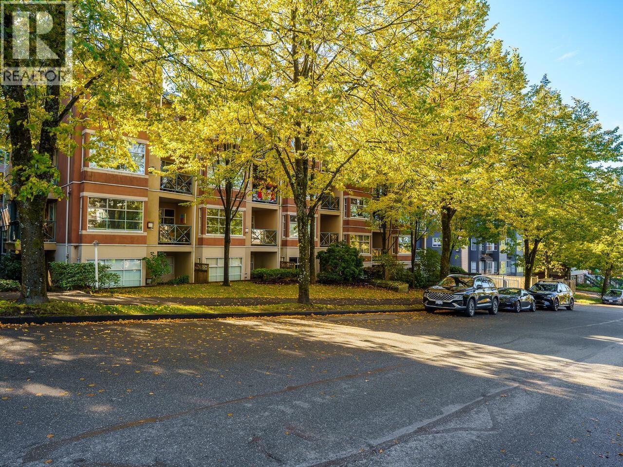2388 Triumph Street Unit 410, Vancouver, BC V5L 1L5