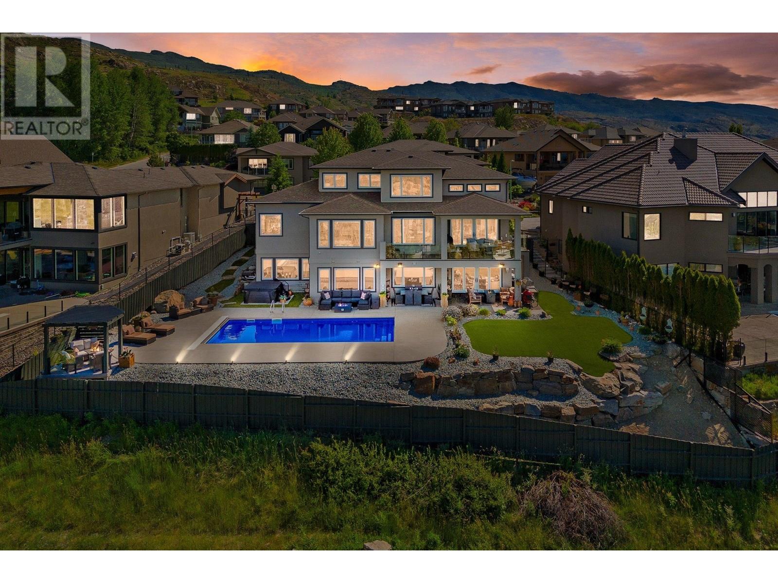 750 Kuipers Cres, Kelowna, BC V1W 5H4
