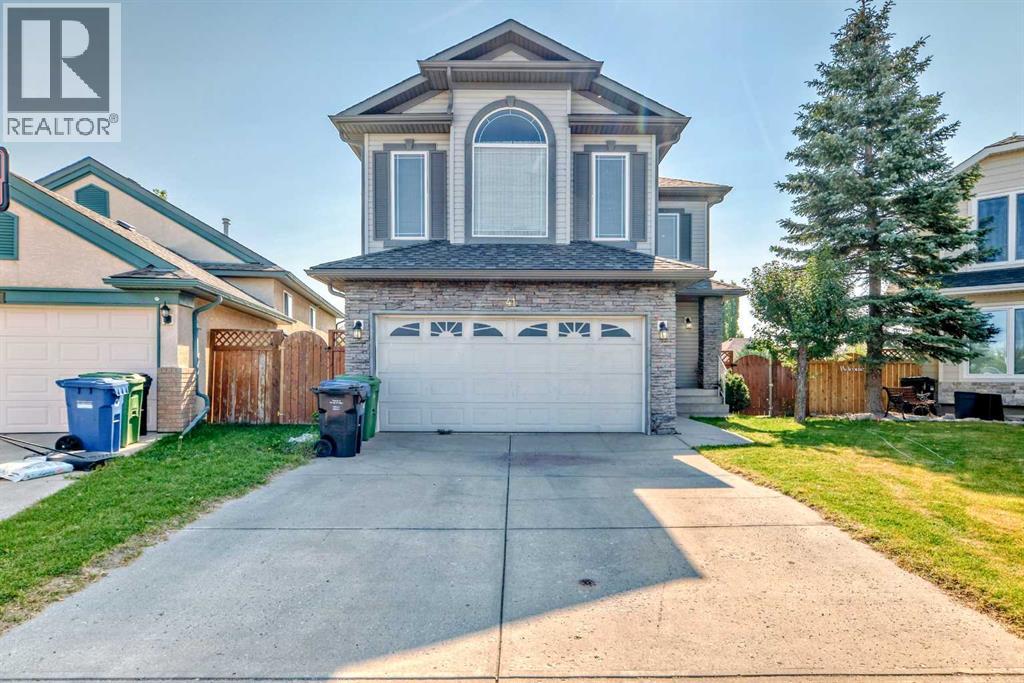41 Covette Bay NE, Calgary, AB T3K 4S9