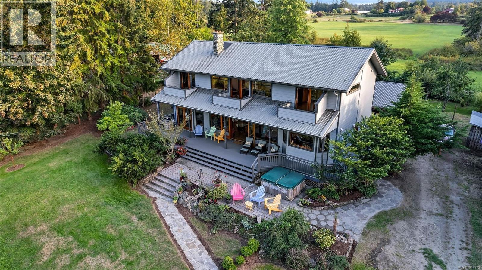 1214 N Beach Rd, Salt Spring, BC V8K 1B3