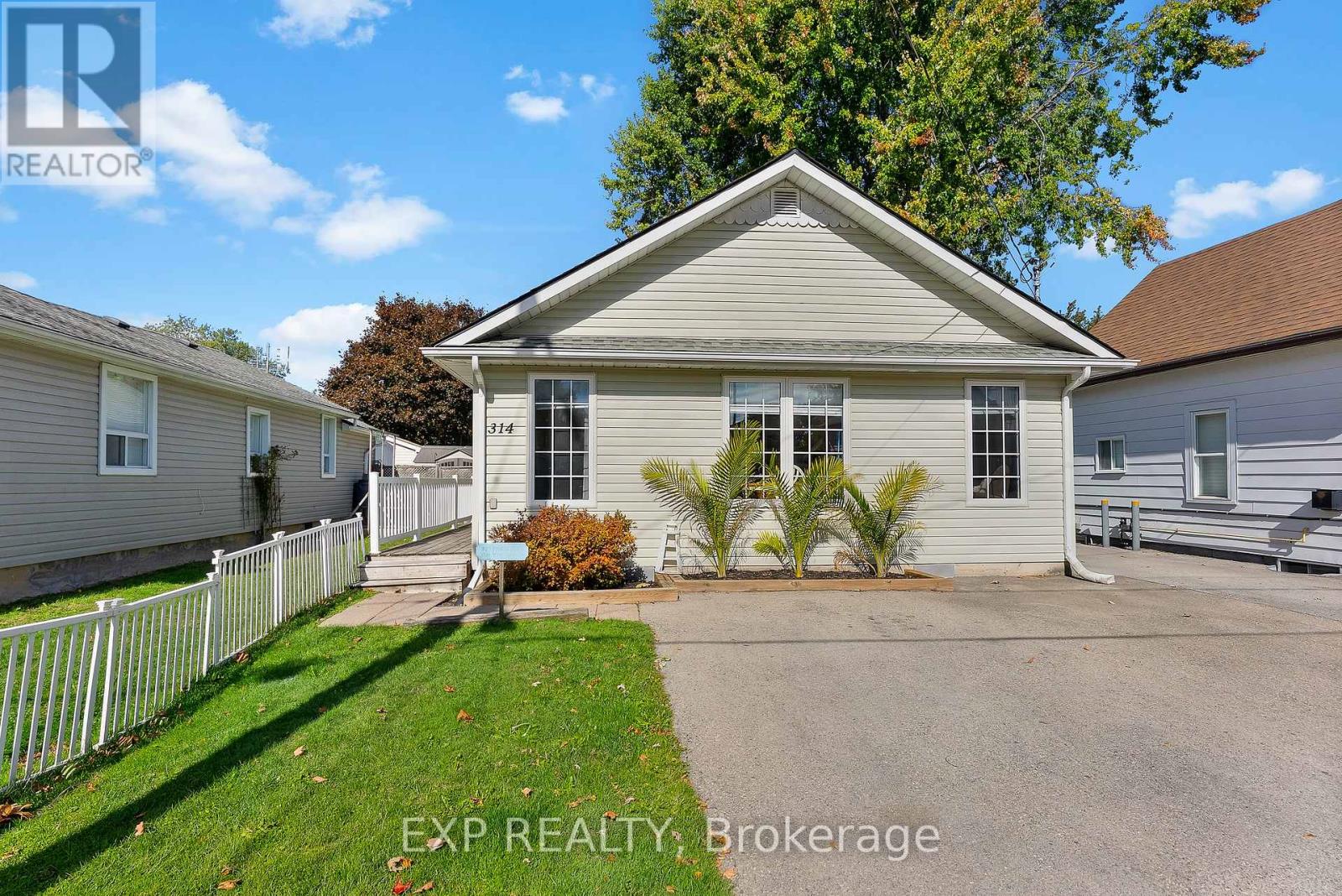 314 Lincoln Rd W, Fort Erie, ON L0S 1B0