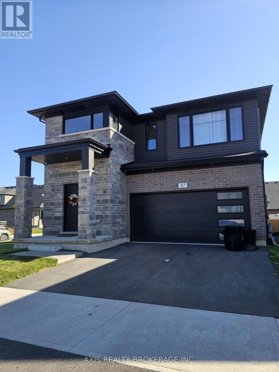 47 Samuel Ave, Pelham, ON L3B 5N5