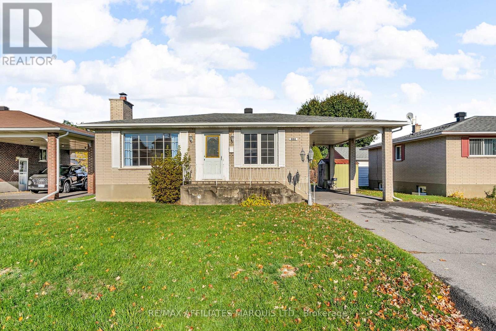 113 Vimy Ave, Cornwall, ON K6H 6G9