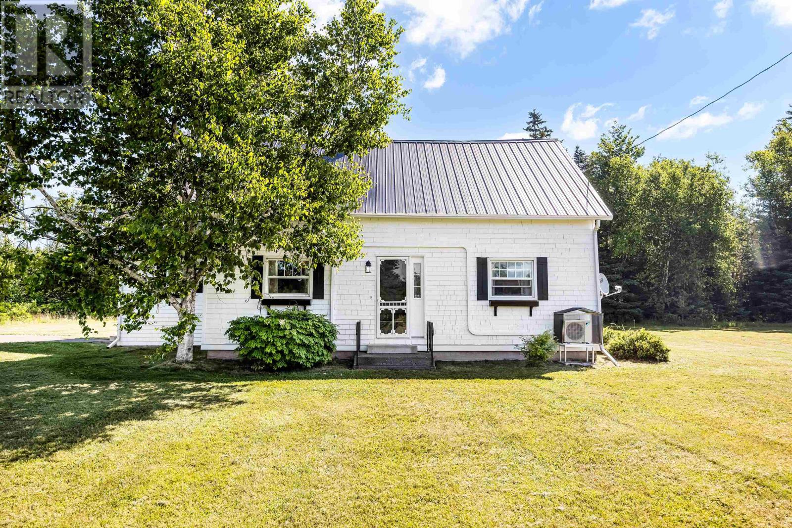 3412 Trans Canada Highwayrte 1, South Pinette, PE C0A 1B0