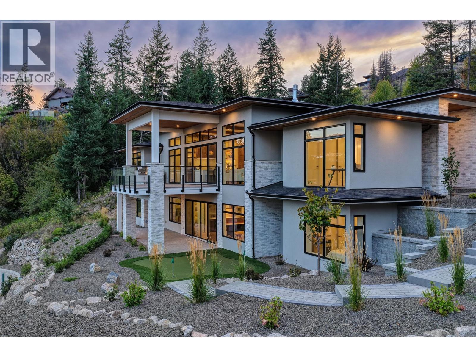 271 Chicopee Road Unit 2, Vernon, BC V1H 1V7