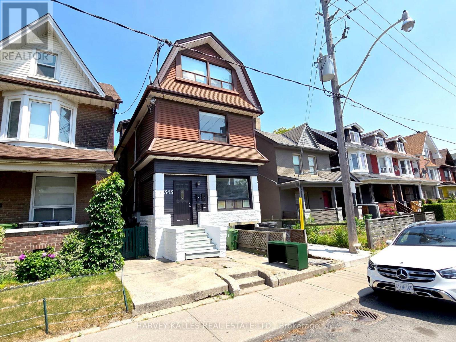 343 Greenwood Ave, Toronto, ON M4L 2R6