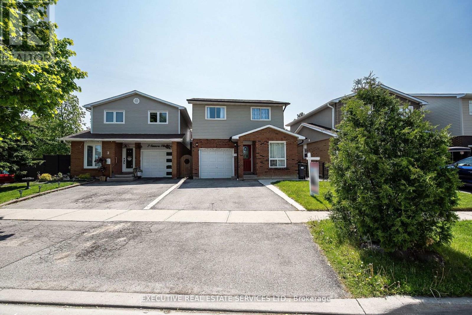 4 Simmons Blvd, Brampton, ON L6V 3V5