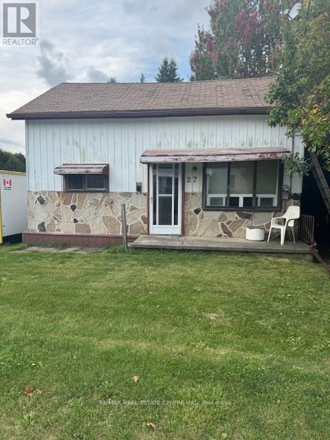 27 Scene St, Halton Hills Ac Acton, ON L7J 1A1
