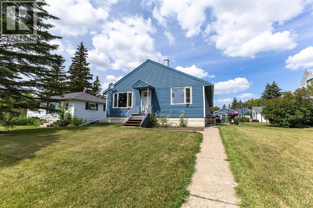 49 Ave Unit 4504, Stettler, AB T0C 2L2