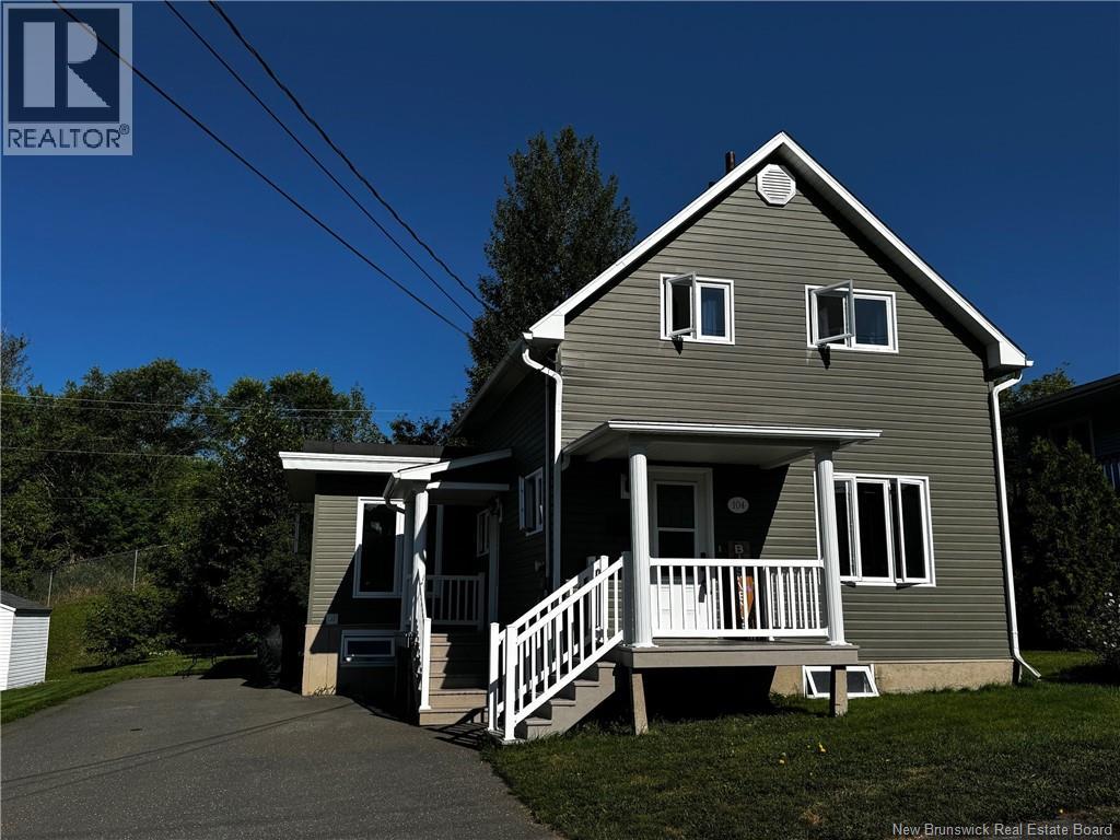 104 Stgeorge Ave, Edmundston, NB E3V 2W2