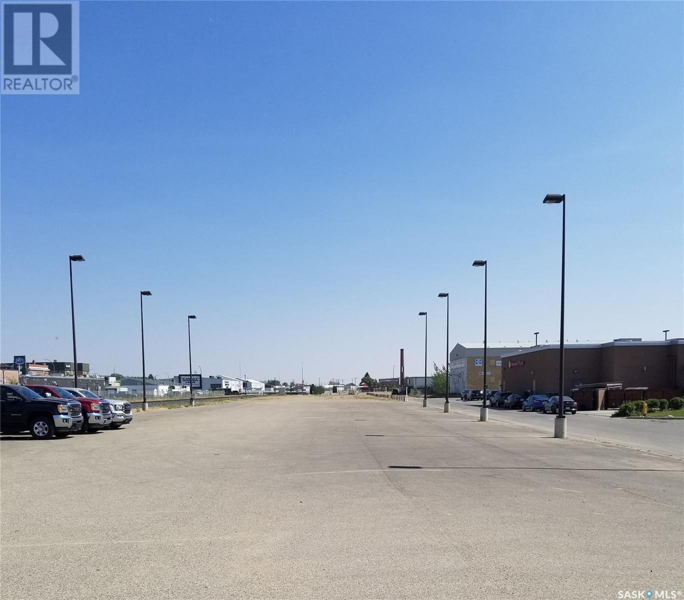 0 Government Rd, Weyburn, SK S4H 3M7