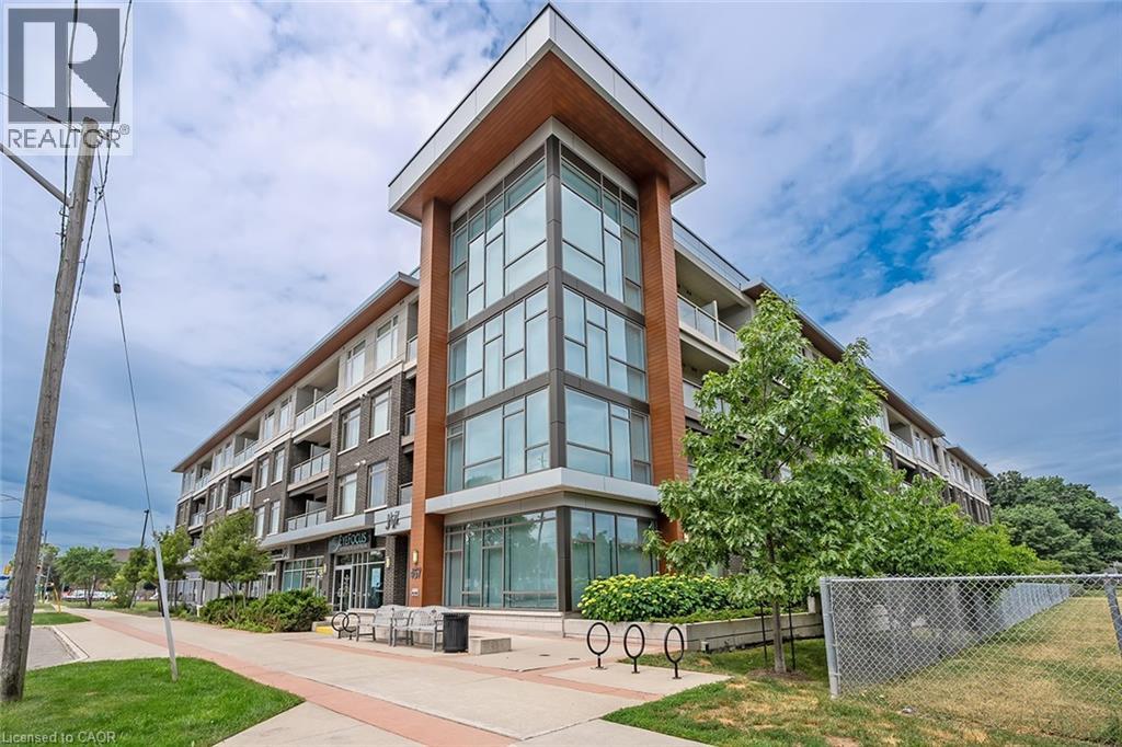 457 Plains Road E Unit 209, Burlington, ON L7T 0B8