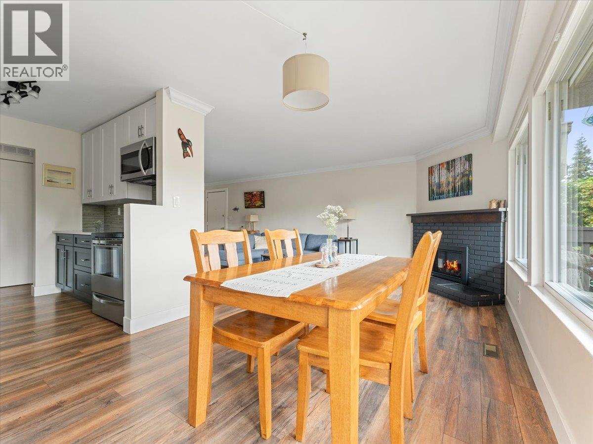 1019 Old Lillooet Rd, North Vancouver, BC V7J 3H6