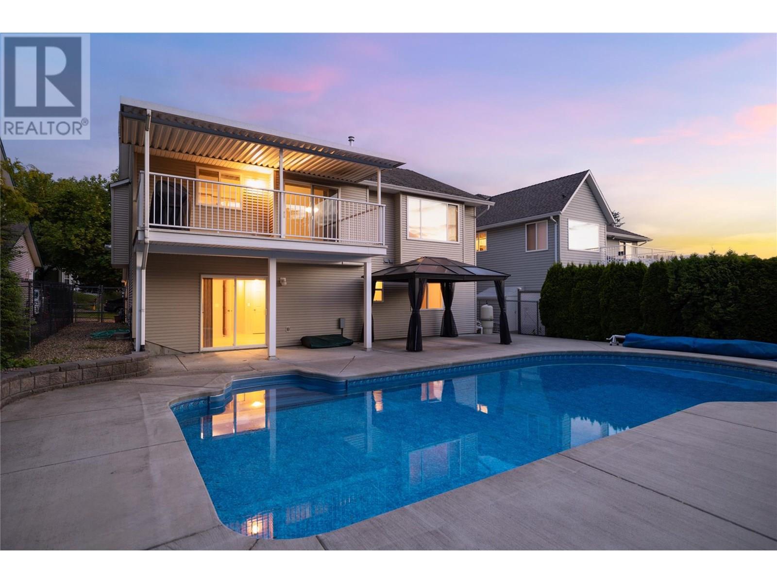 506 Harrop Ave, Kelowna, BC V1X 6J3