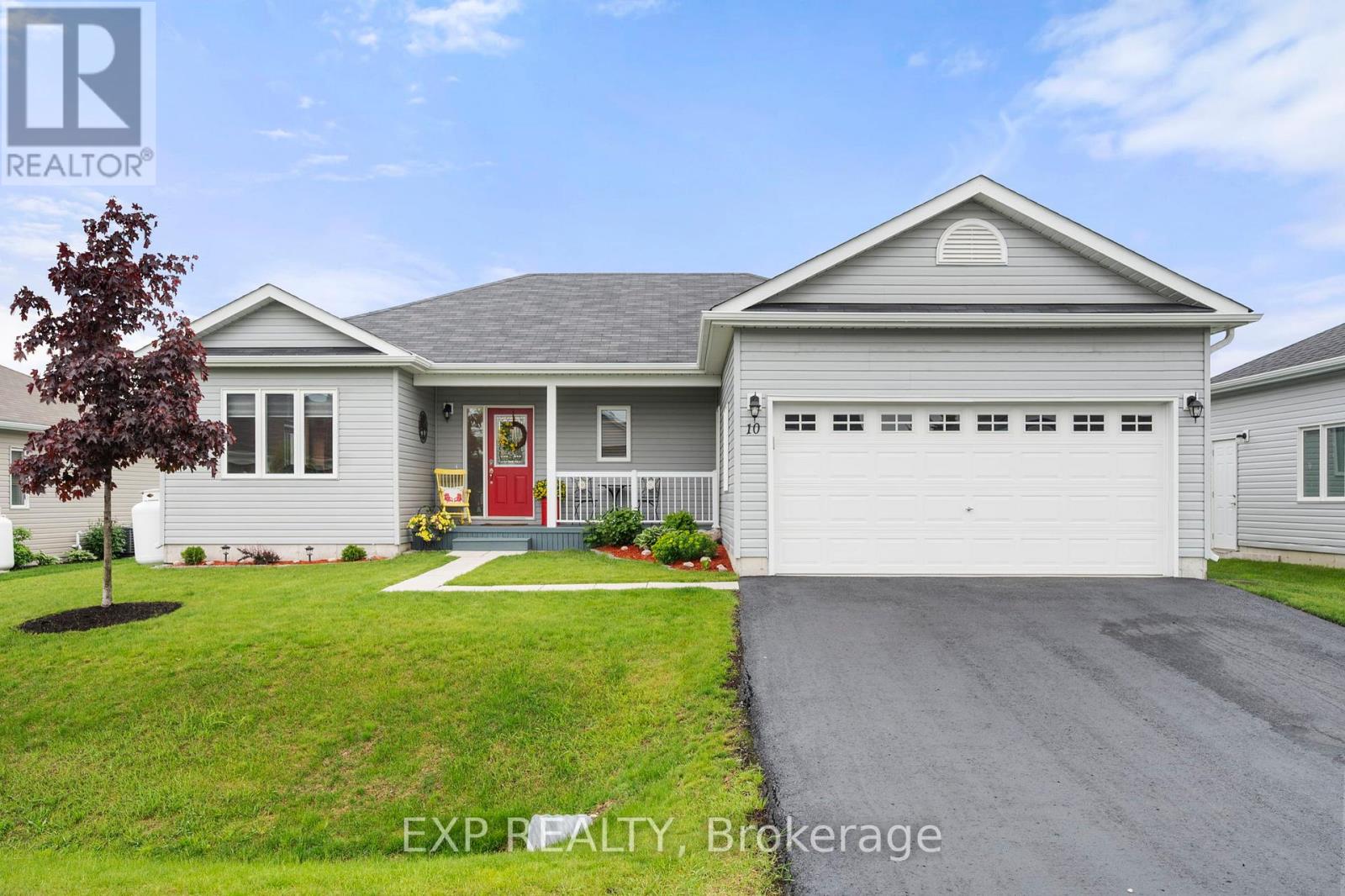 10 Sinclair Cres, Ramara, ON L3V 8K1