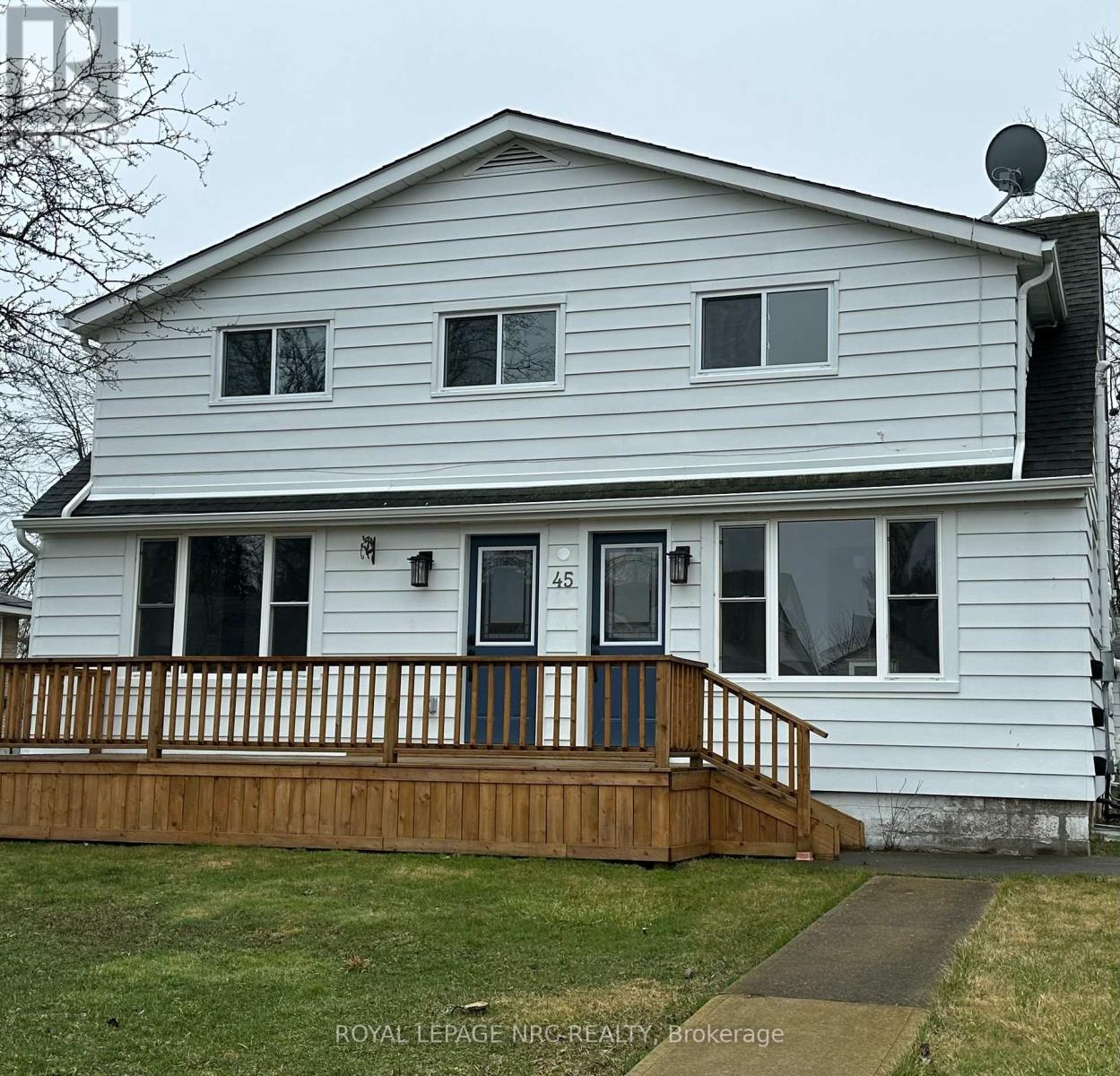 45 Catherine St, Fort Erie, ON L2A 2G8