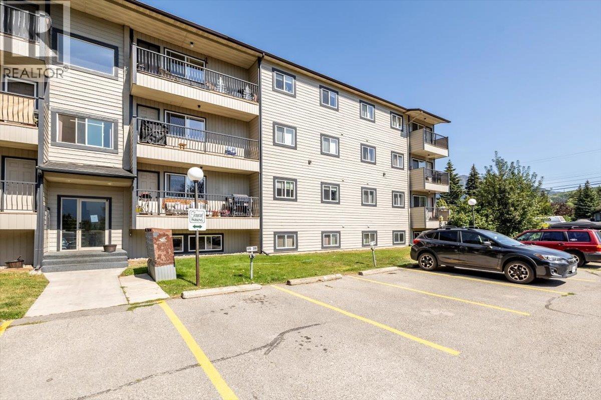 65 Cokato Road Unit 204, Fernie, BC V0B 1M4