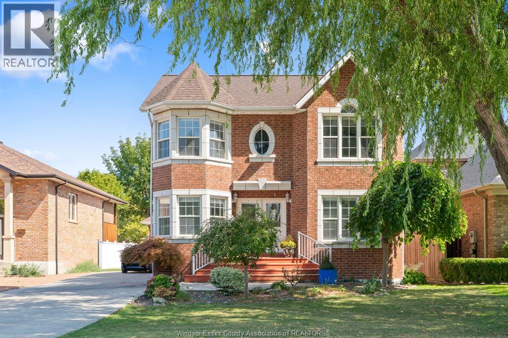 850 Smeeton, Windsor, ON N8S 3X5