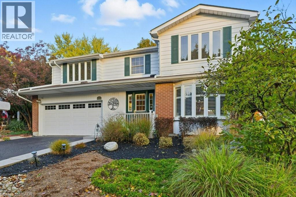 457 Stillmeadow Cir, Waterloo, ON N2L 5M1