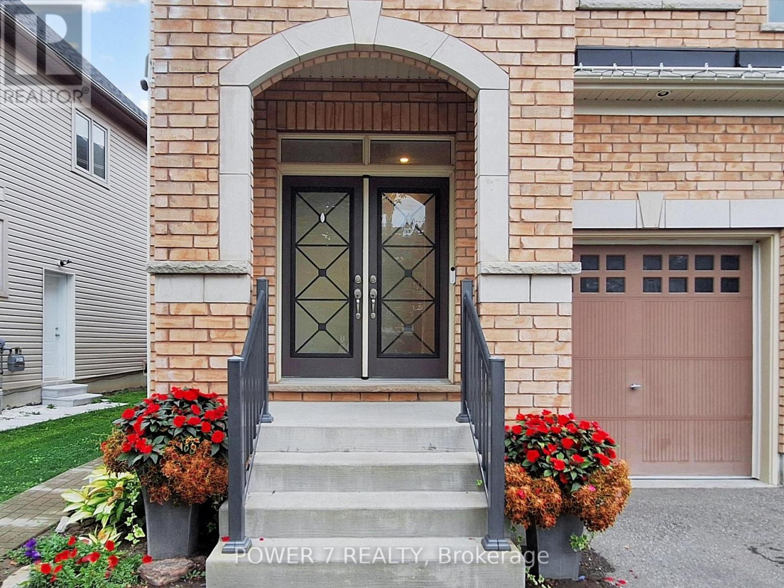 2417 Dress Circle Cres, Oshawa, ON L1L 0L9