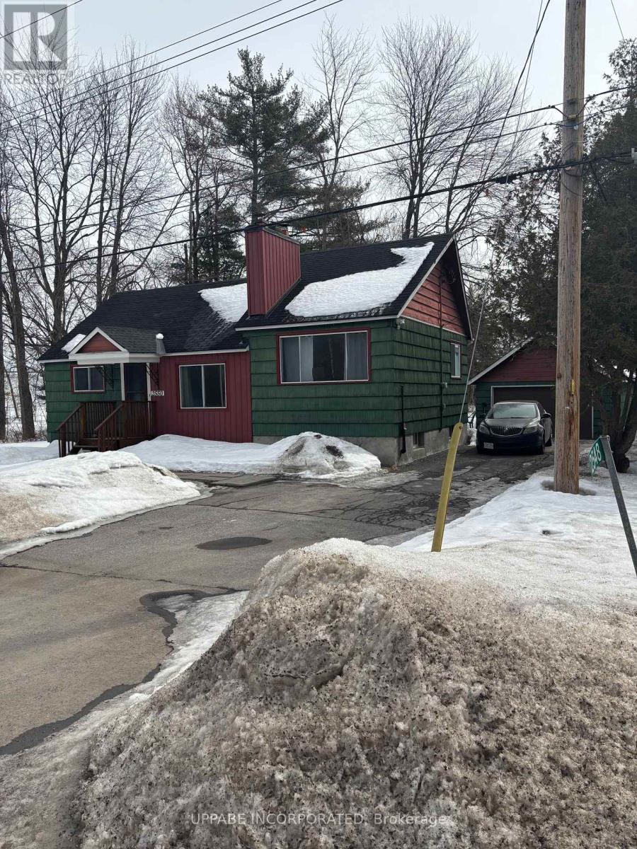 2550 Leitrim Rd, Ottawa, ON K1T 3V3