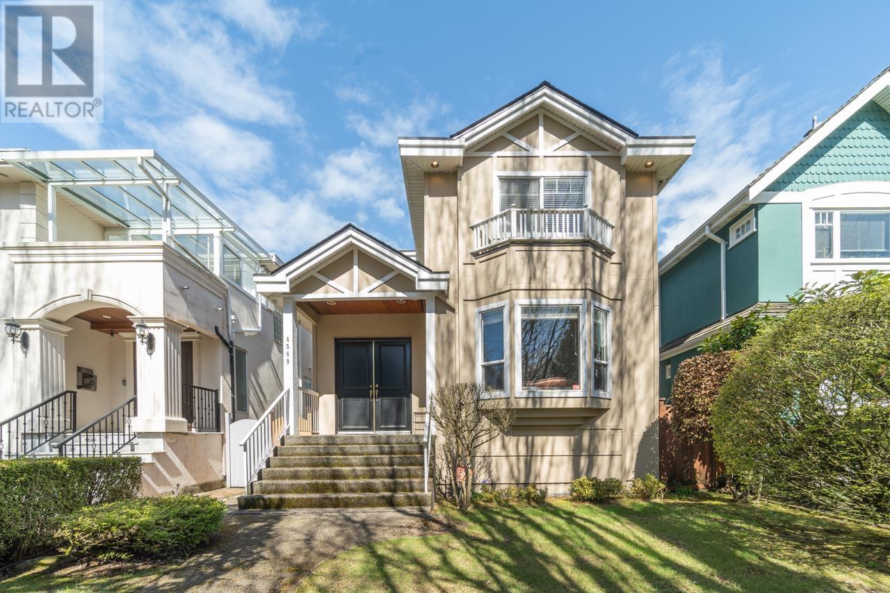 4589 W 9th Ave, Vancouver, BC V6R 2E2