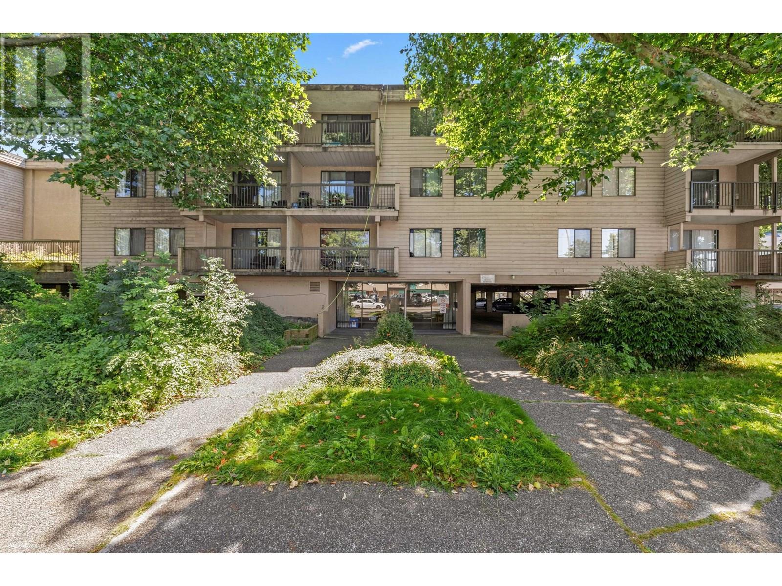 8400 Lansdowne Road Unit 211, Richmond, BC V6X 3G3