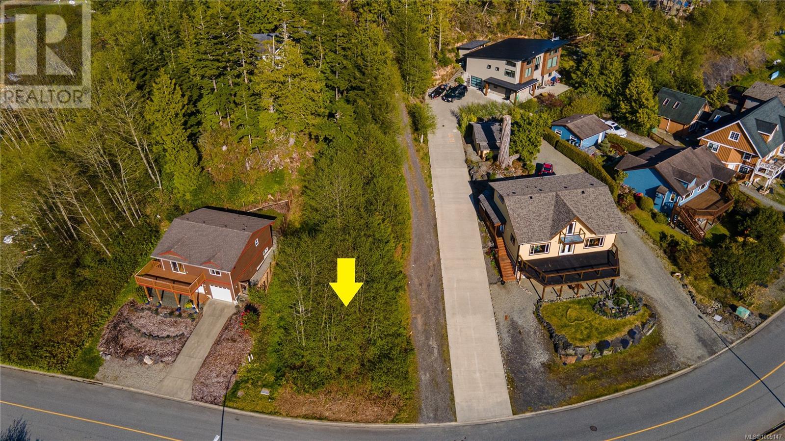 338 Pacific Cres, Ucluelet, BC V0R 3A0