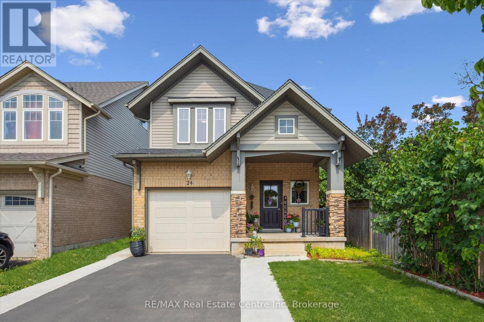 24 Wilkie Cres, Guelph, ON N1L 0B1