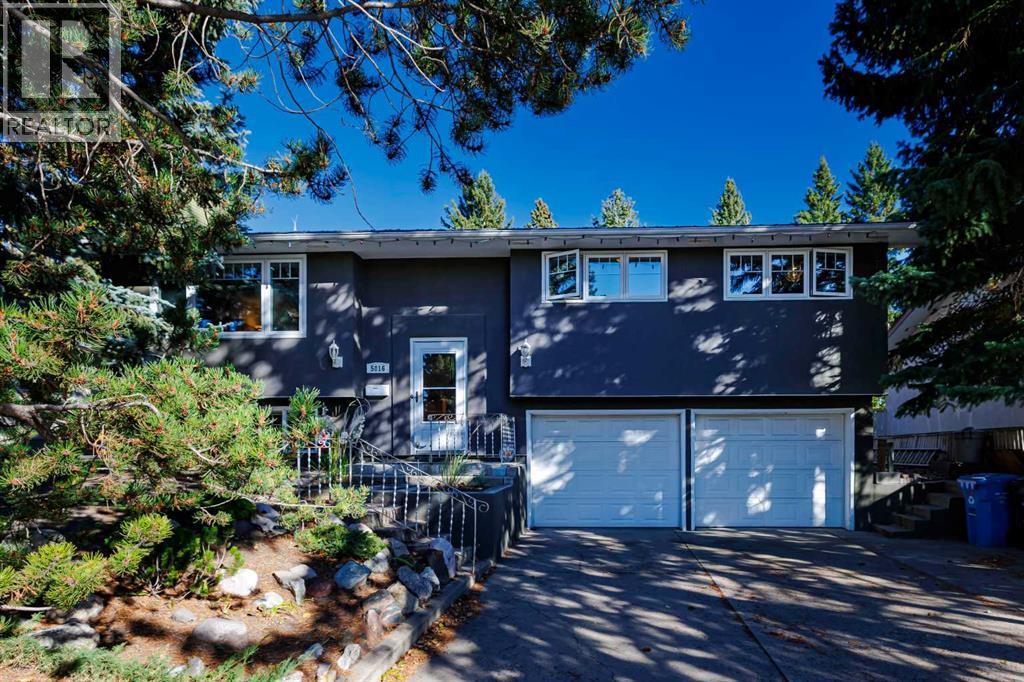 5016 Viceroy Dr NW, Calgary, AB T3A 0V5