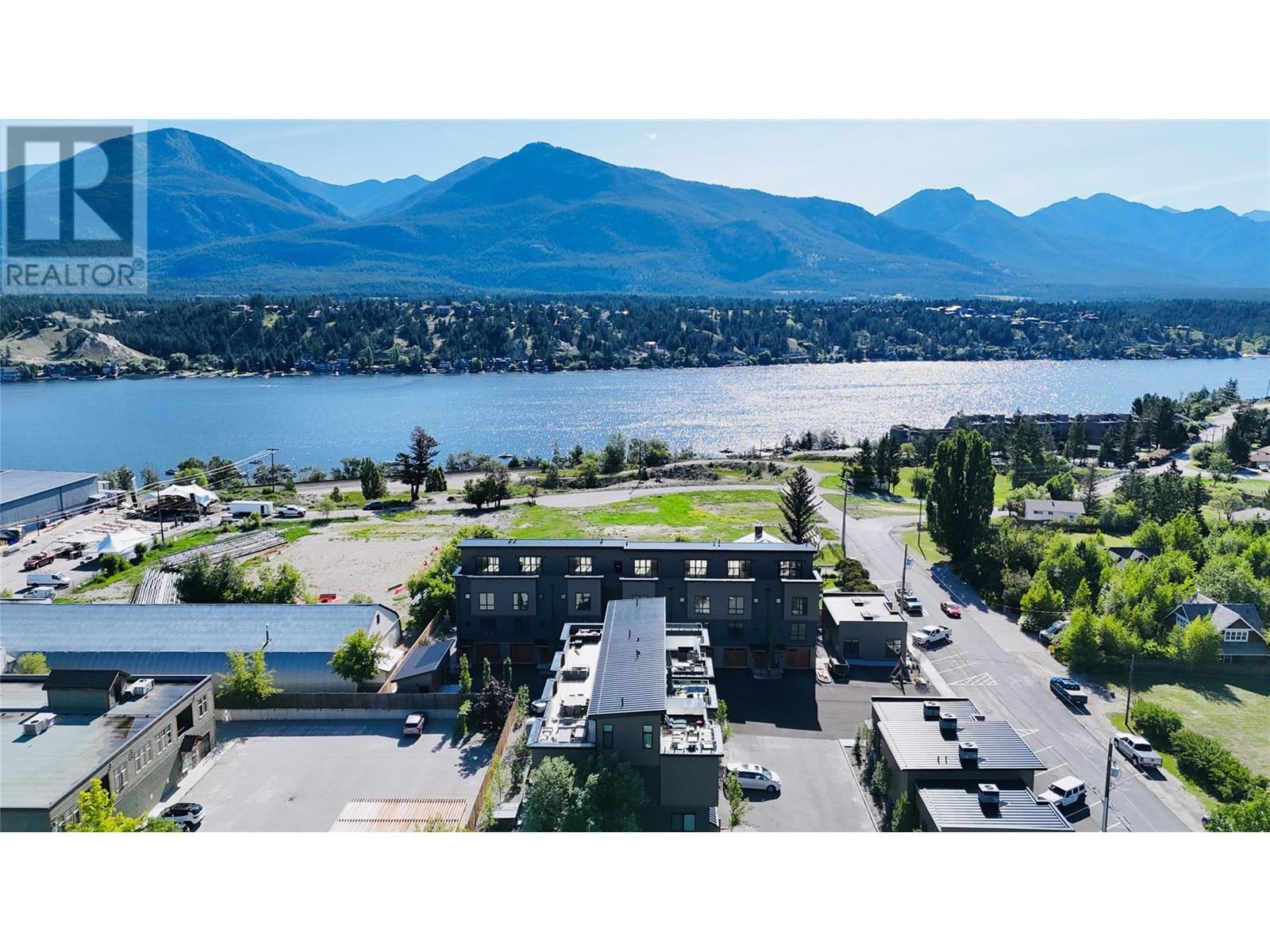 510 14th Street Unit 401, Invermere, BC V0A 1K0