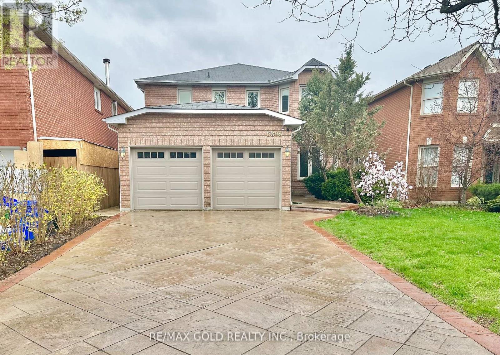 6296 Culmore Cres, Mississauga, ON L5V 1H9