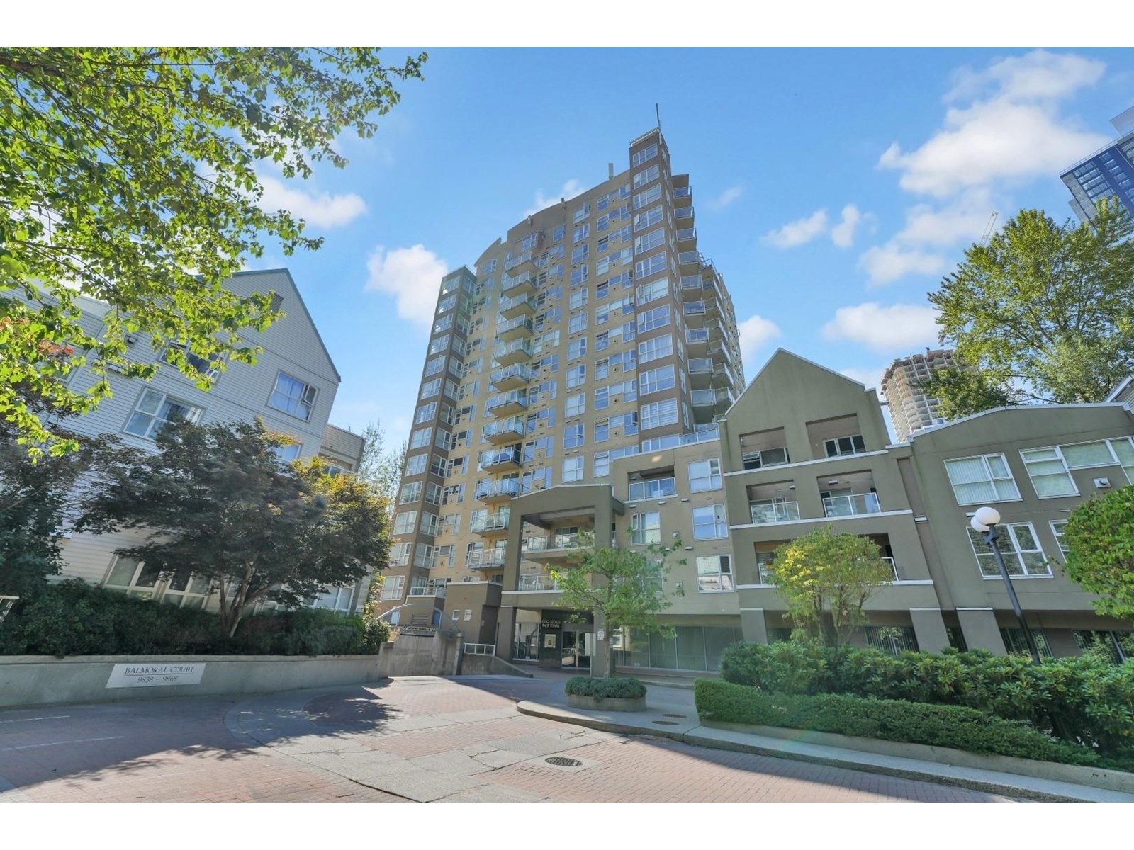 9830 Whalley Boulevard Unit 803, Surrey, BC V3T 5S7