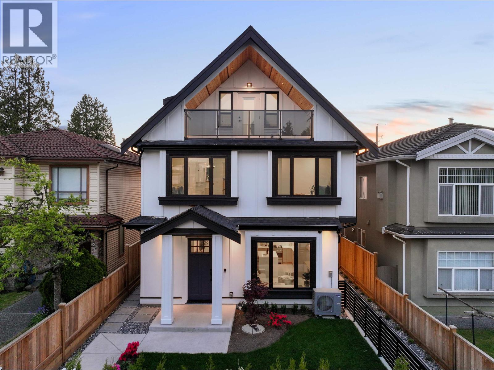 1259 Renfrew Street Unit 1, Vancouver, BC V5K 4C2