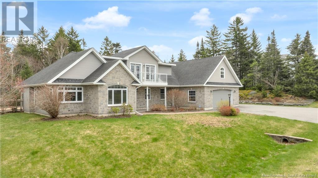 1 High Cliff Ct, Rothesay, NB E2H 2T8