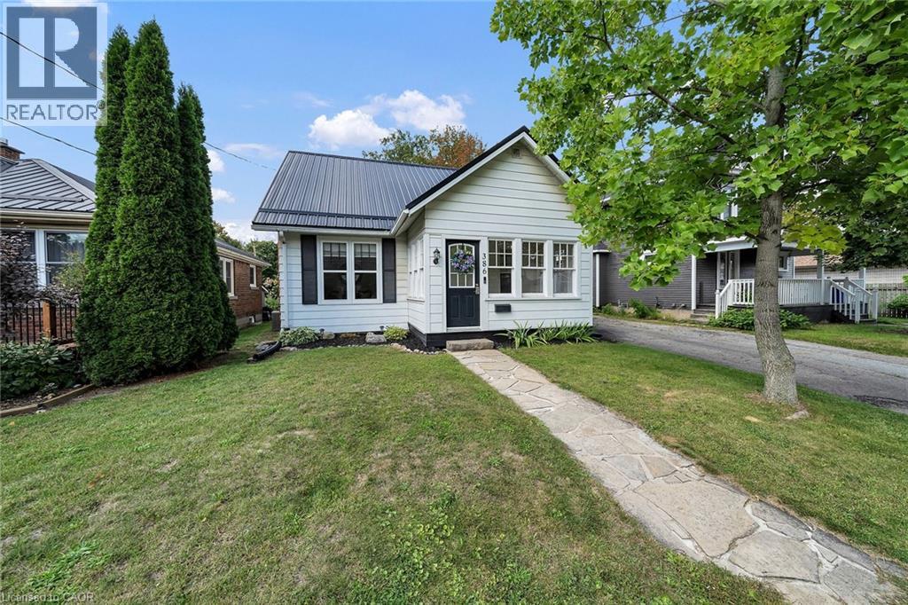 386 College Ave, Simcoe, ON N3Y 4G9