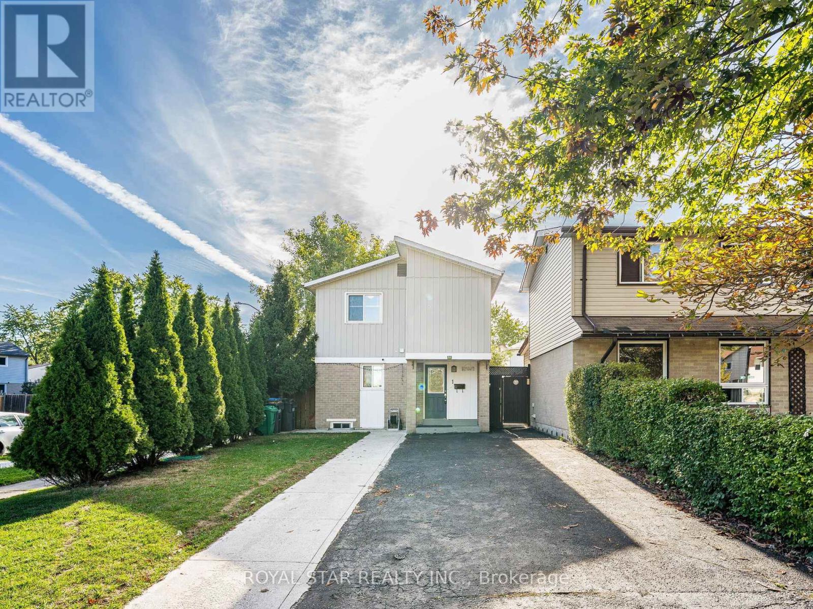 1 Gold Finch Ct, Brampton, ON L6S 2K7