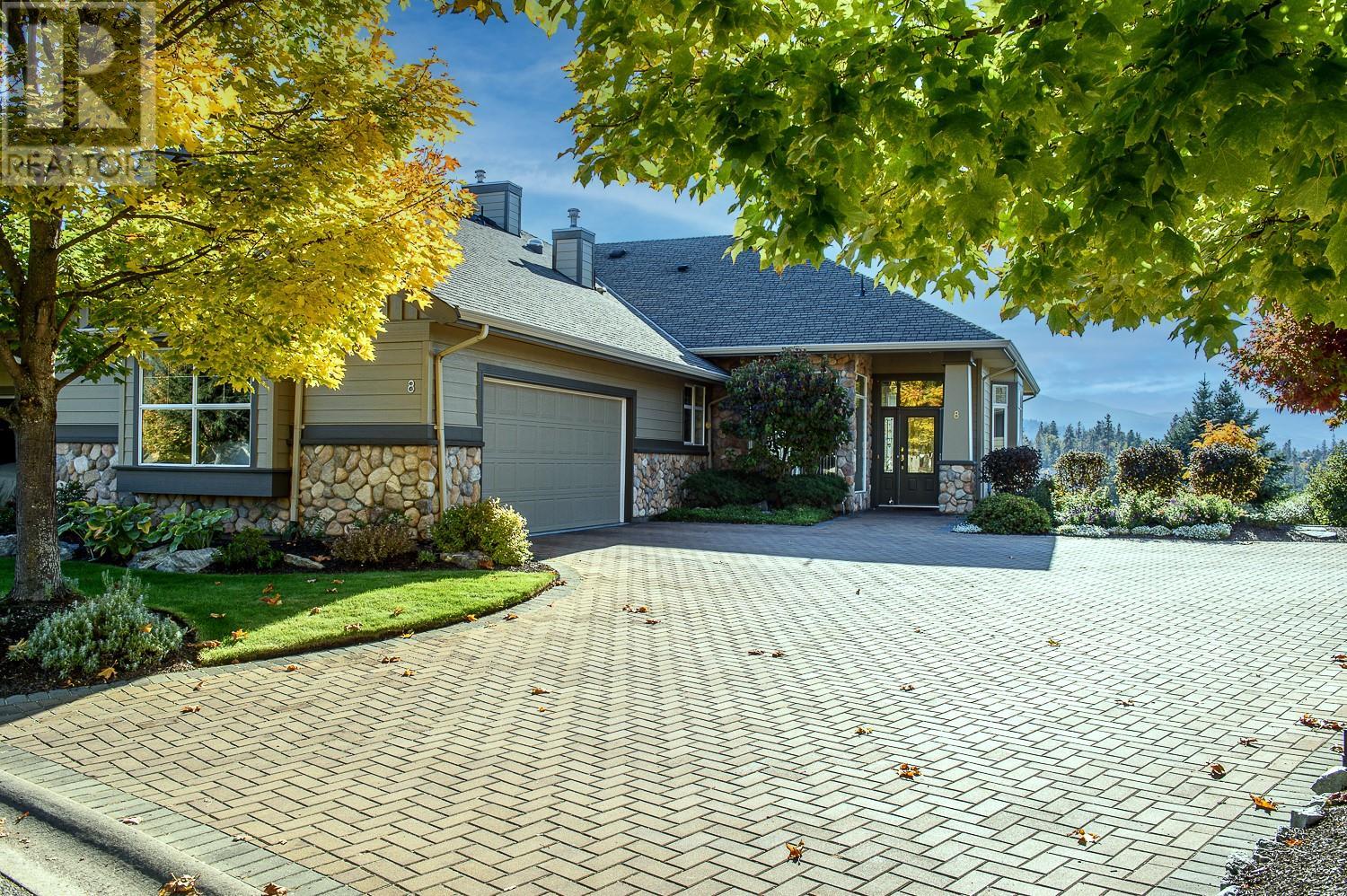 3800 Gallaghers Pinnacle Way Unit 8, Kelowna, BC V1W 3Z8