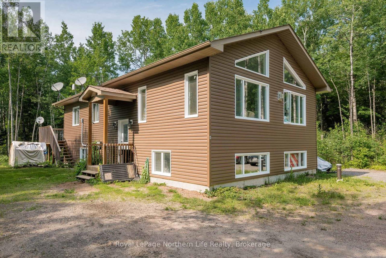 522 Hart Rd, Callander, ON P0H 1H0