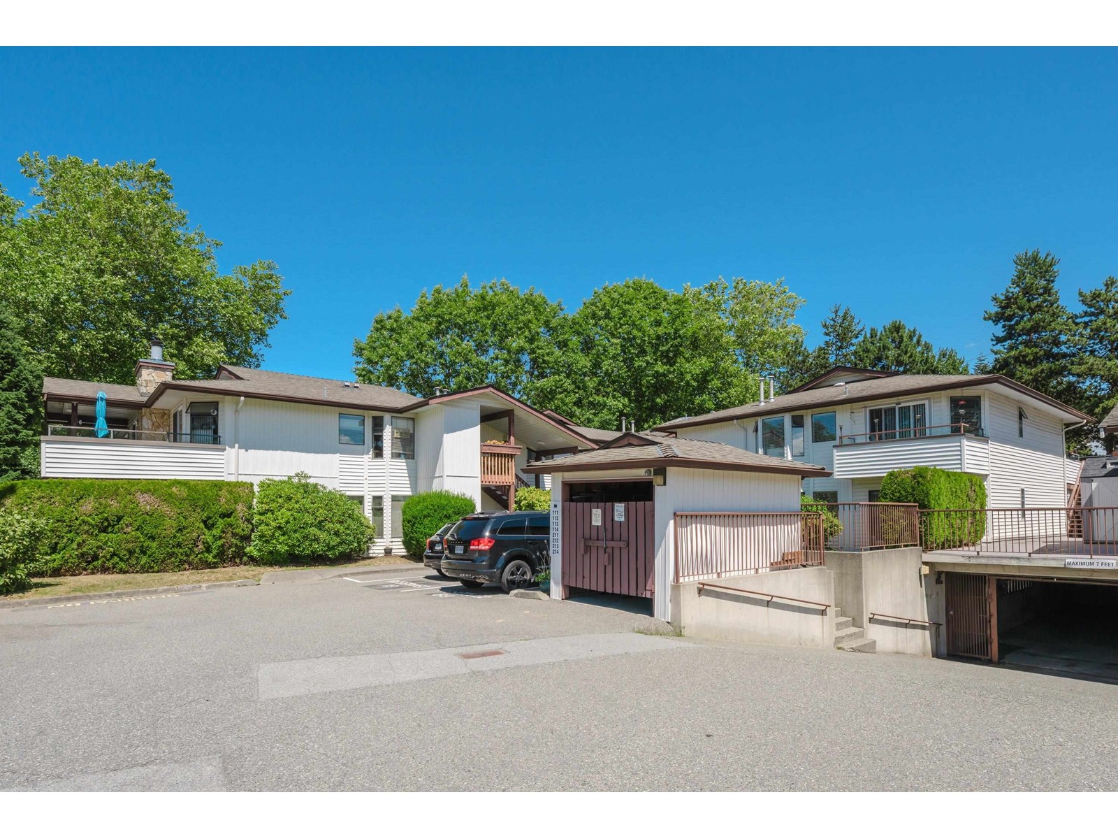 15153 98 Avenue Unit 111, Surrey, BC V3R 9M8