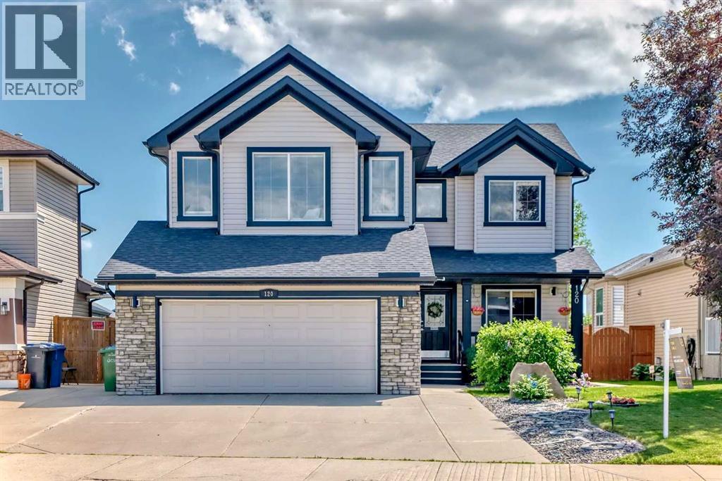 120 Oakmere Way, Chestermere, AB T1X 1N3