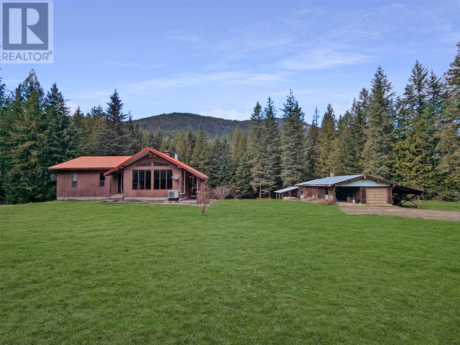 5837 Highway 6 Other, Winlaw, BC V0G 2J0