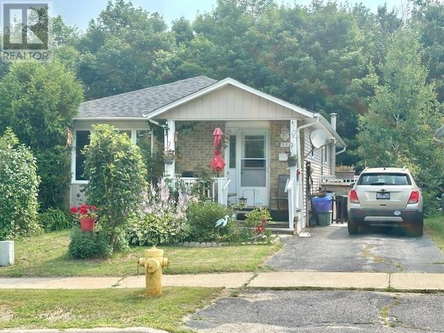 57 Hergott Ave, Elliot Lake, ON P5A 3B1