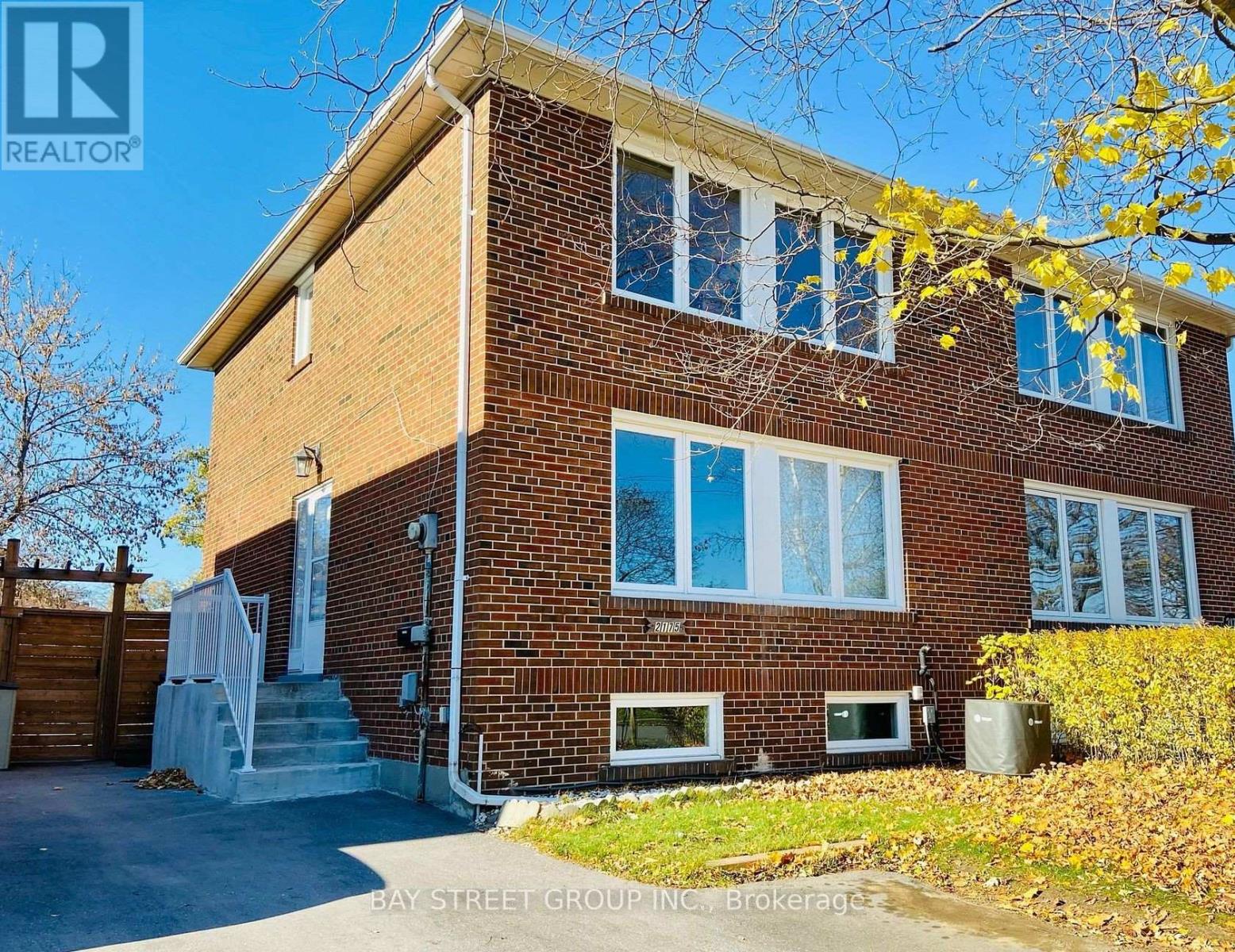 2175 Wiseman Ct, Mississauga, ON L5J 1P3