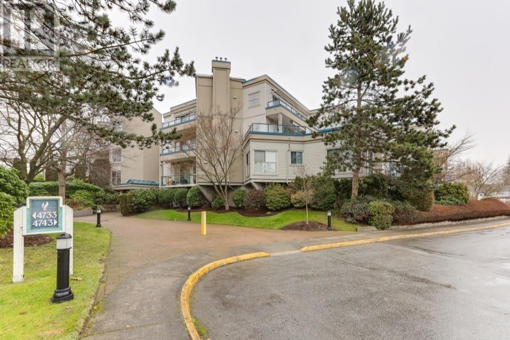 4743 W River Road Unit 307 Rd #307, Delta, BC V4K 1R9